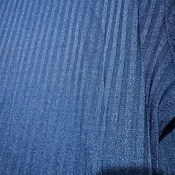 Joanna Blue Textured Top Size 1X - Picture 3 of 5